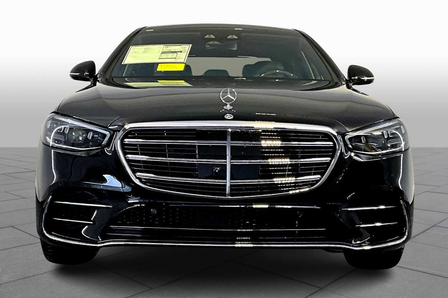 2026 Mercedes Benz S 580 4MATIC photo 2