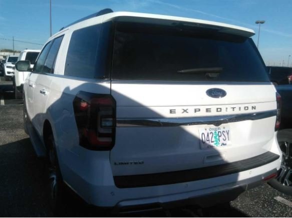 2024 Ford Expedition Limited photo 2