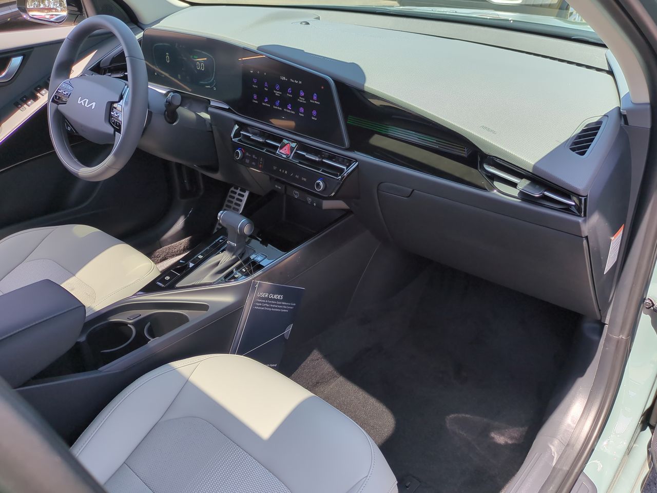 2025 Kia Niro EX Touring photo 24