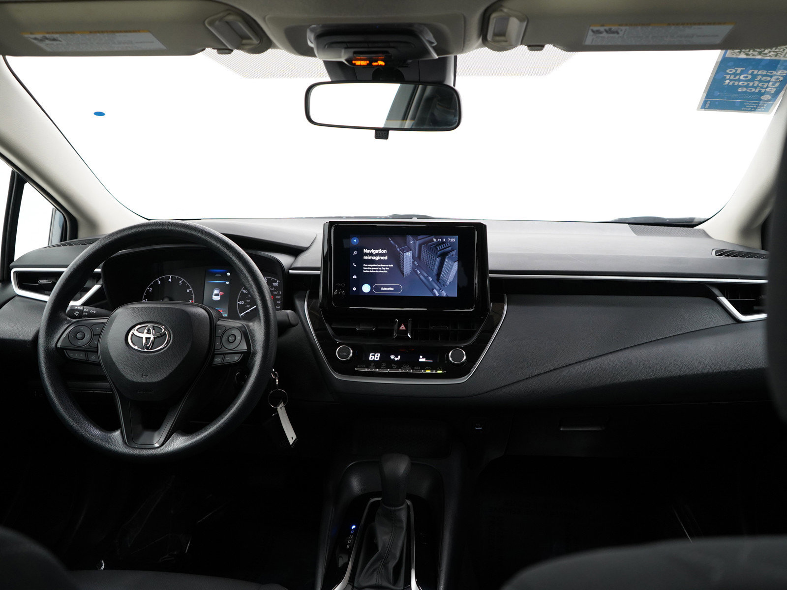 2024 Toyota Corolla LE photo 12