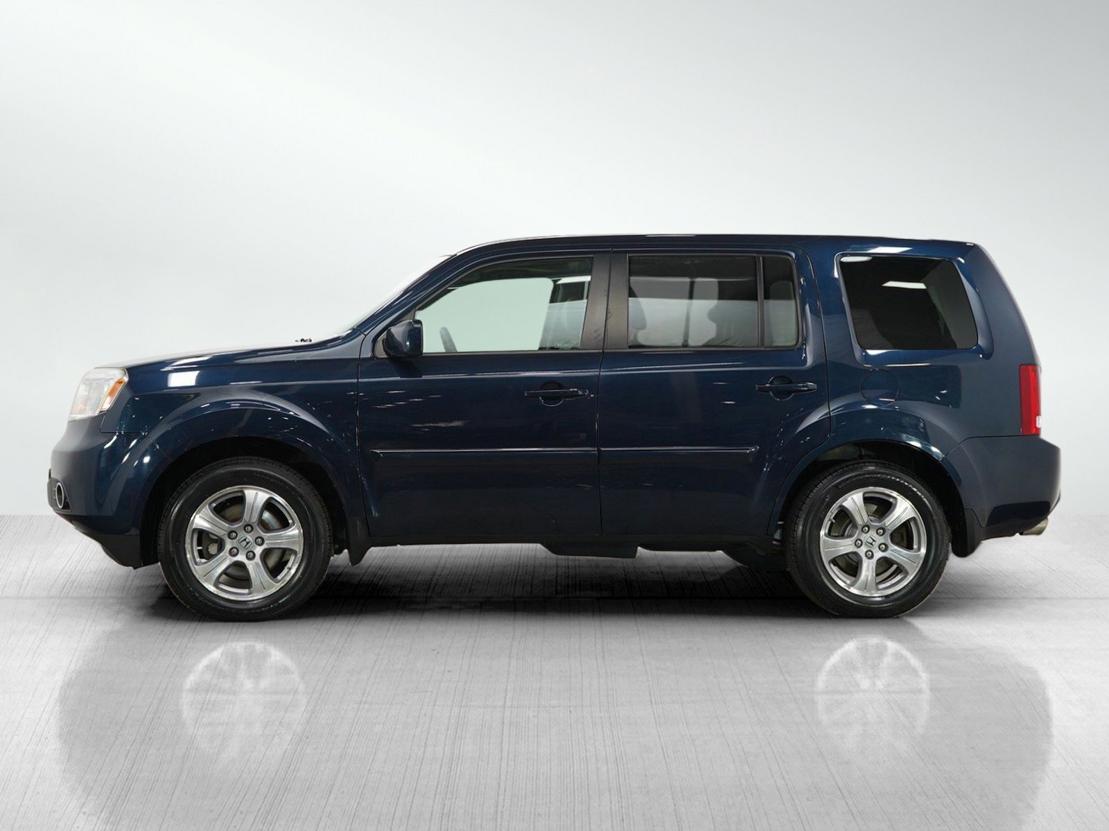 Used 2012 Honda Pilot EX-L with VIN 5FNYF4H62CB025747 for sale in Bloomington, Minnesota