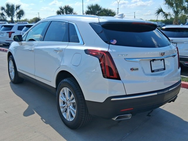 2025 Cadillac XT5 Luxury photo 3