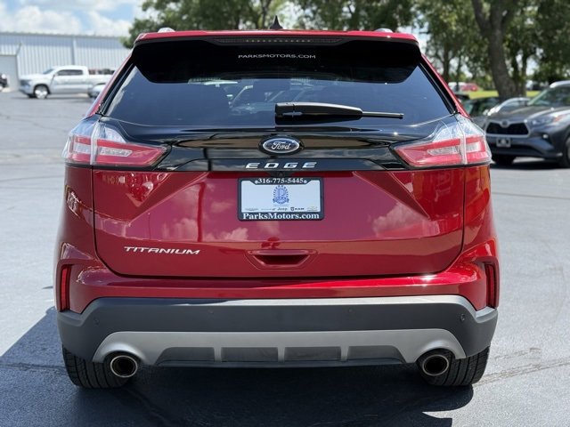 2021 Ford Edge Titanium photo 5
