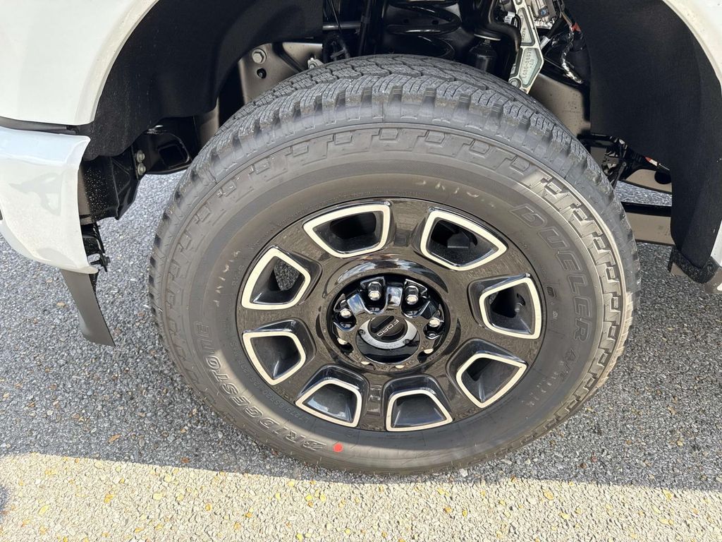 2026 Ford F-250 Platinum photo 3