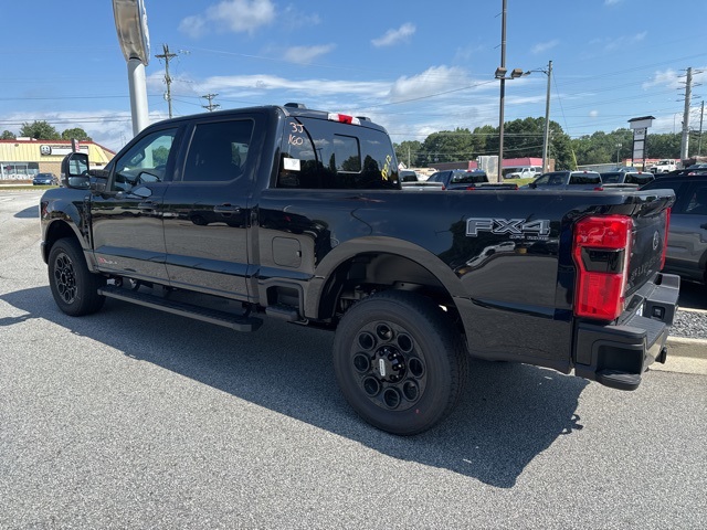 2025 Ford F-350 photo 8