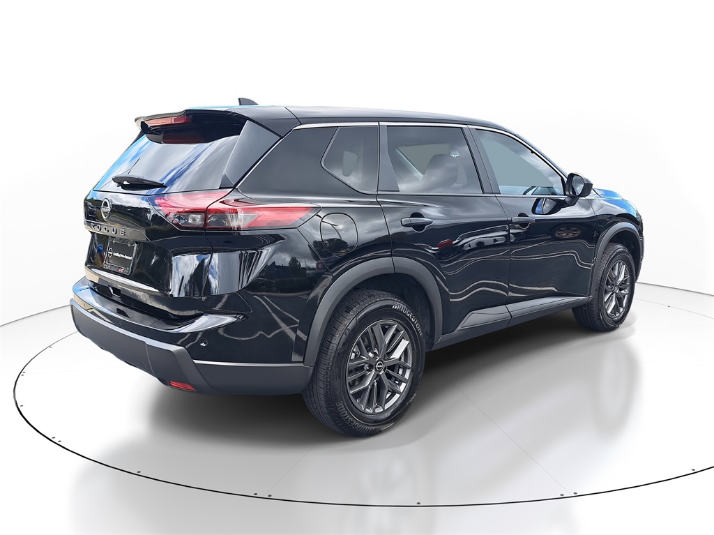 2025 Nissan Rogue S photo 7