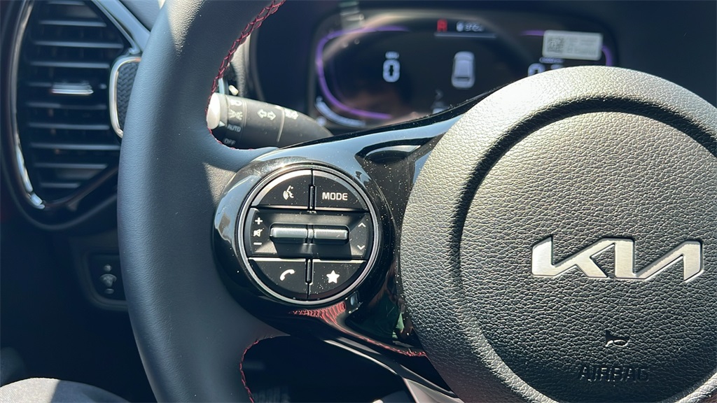 2025 Kia Soul GT-Line photo 14