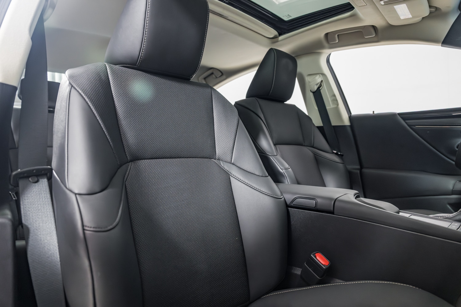 2021 Lexus ES 250 photo 28