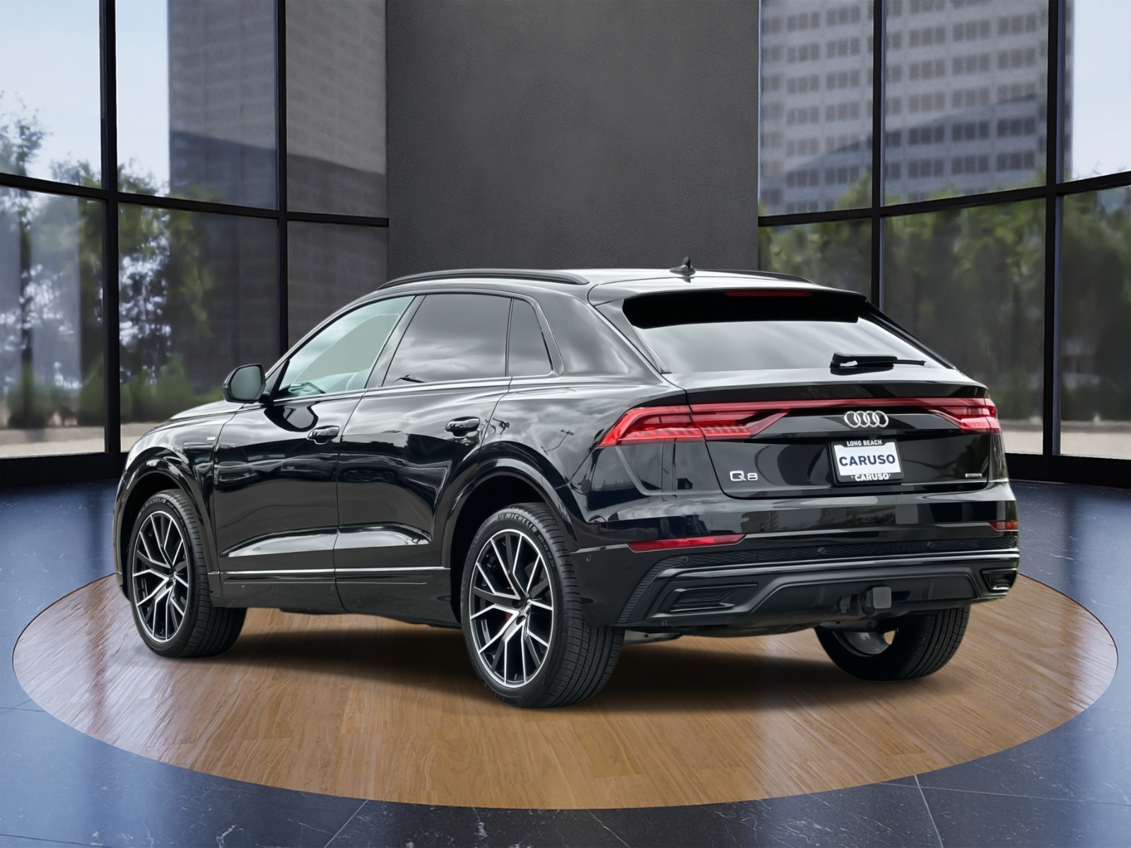 2021 Audi Q8 55 Premium Plus photo 4