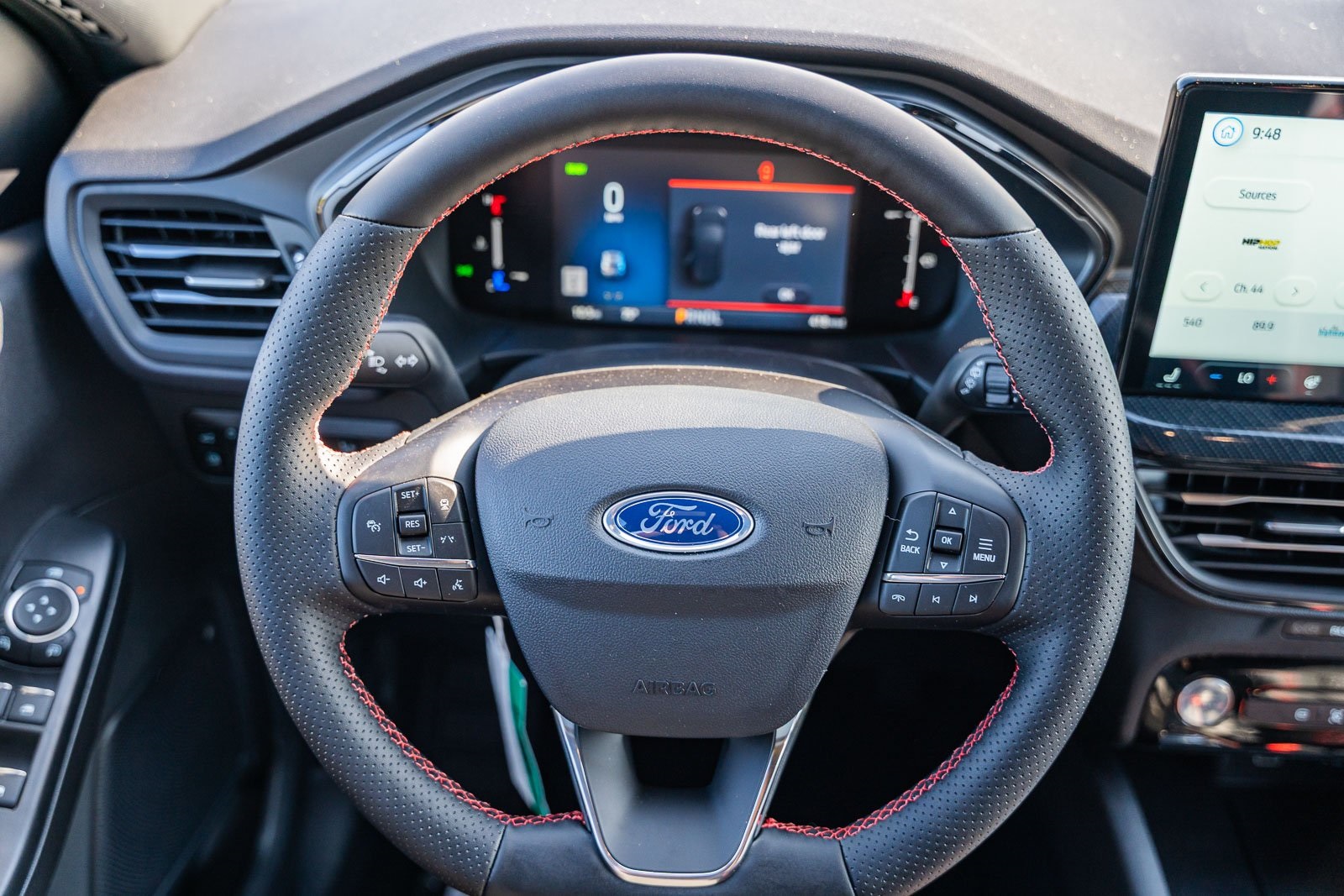 2025 Ford Escape ST-Line photo 17