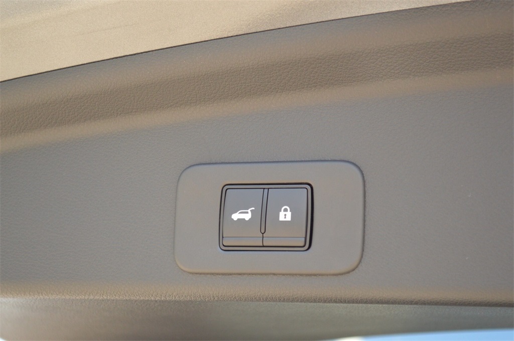 2025 Nissan Murano SV photo 4