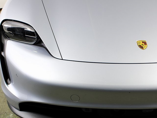 2021 Porsche Taycan 4S photo 11