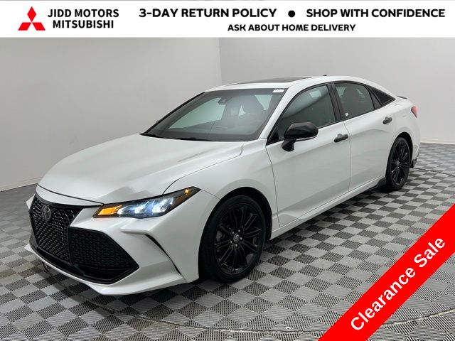 2021 Toyota Avalon XSE's photo