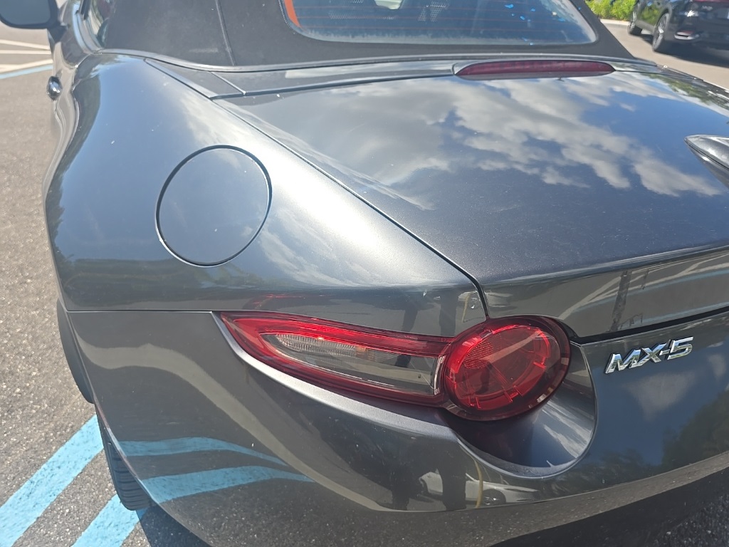 2019 Mazda MX-5 Miata Miata photo 6