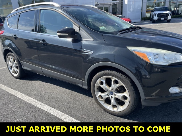 2015 Ford Escape Titanium photo 2