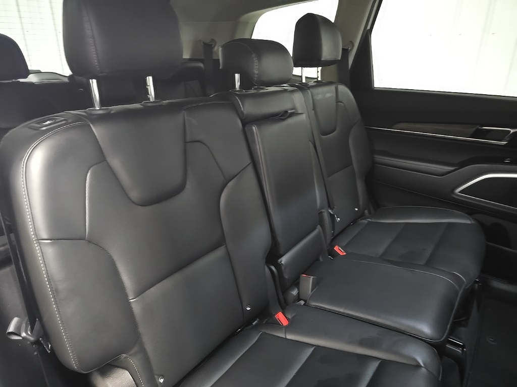 2021 Kia Telluride EX photo 16