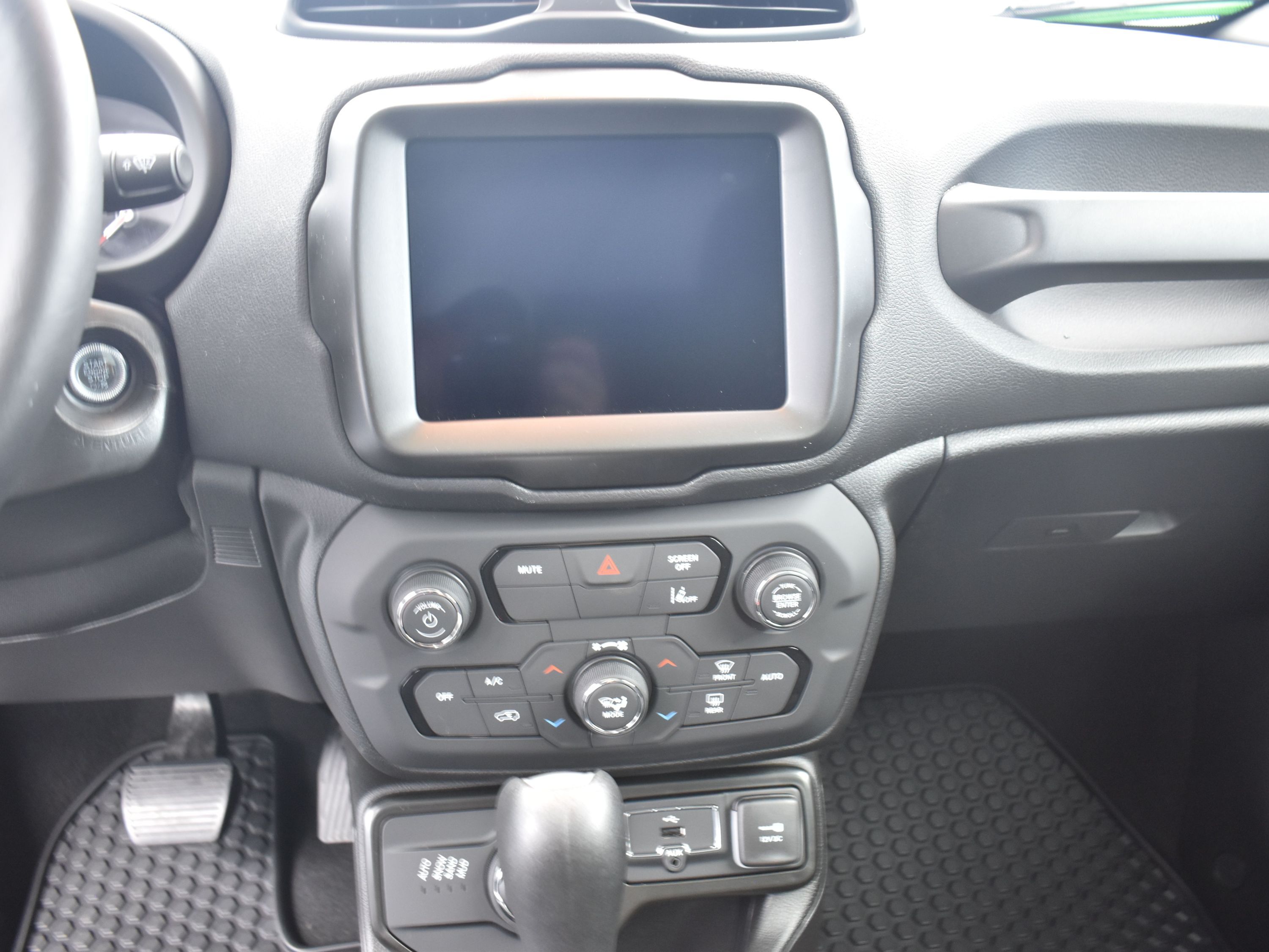 New 2023 Jeep Renegade Latitude Sport Utility in Silsbee PP29361 Donalson Chrysler Dodge Jeep Ram