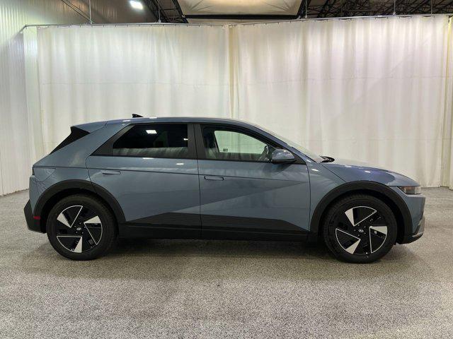 2026 Hyundai Ioniq 5 SEL photo 3