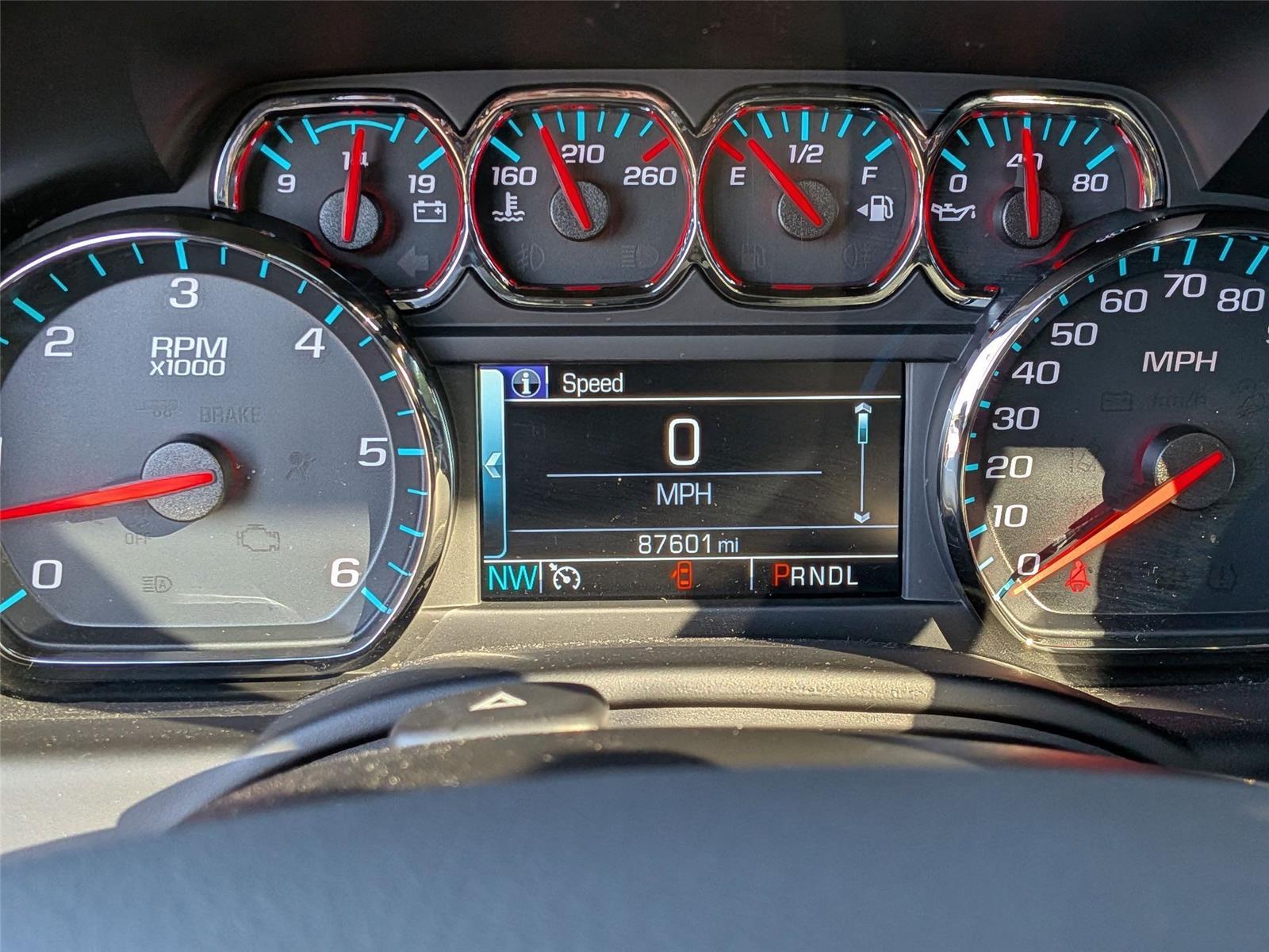 2019 Gmc Yukon SLT photo 18