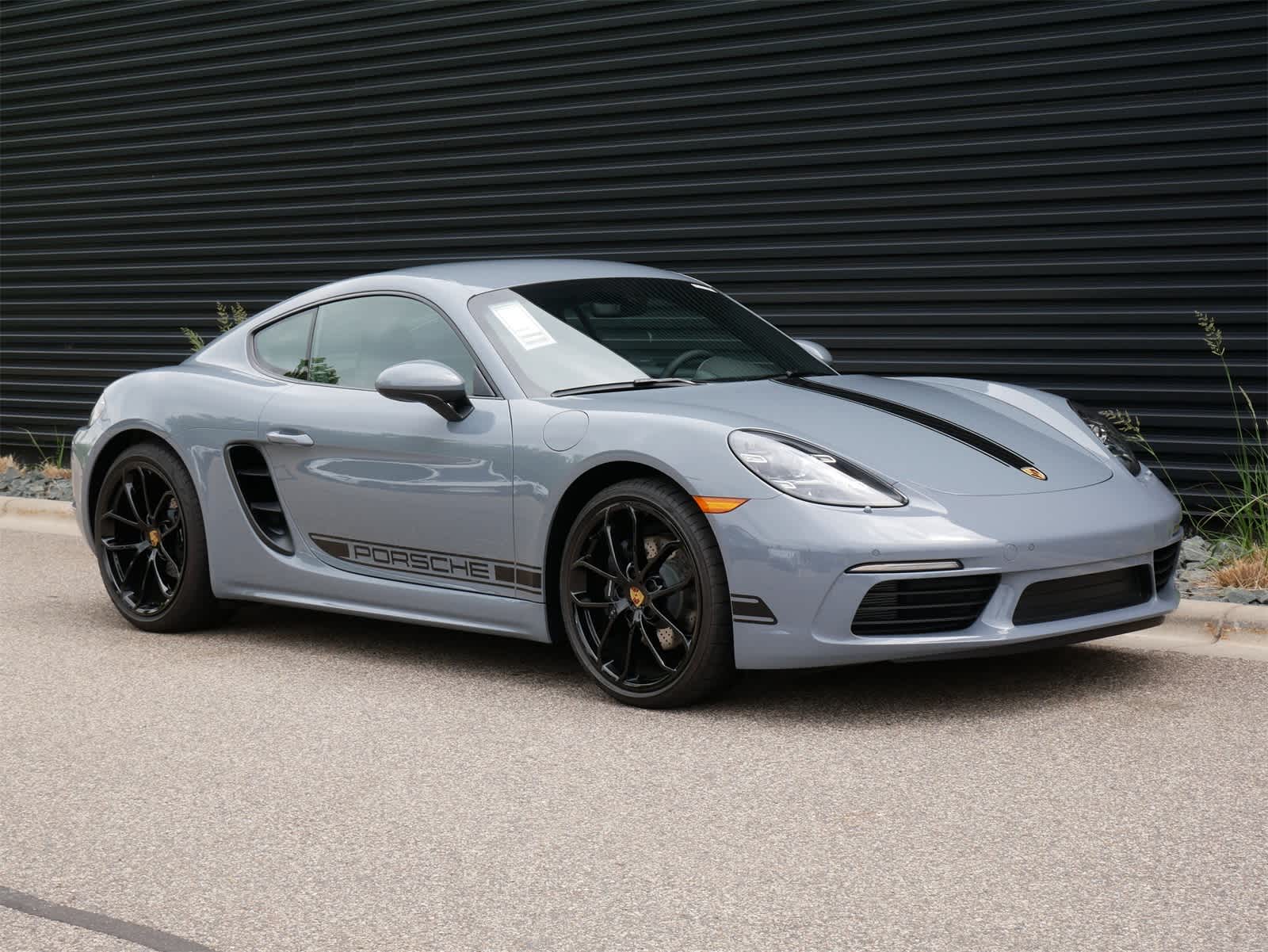 2025 Porsche Cayman S photo 22