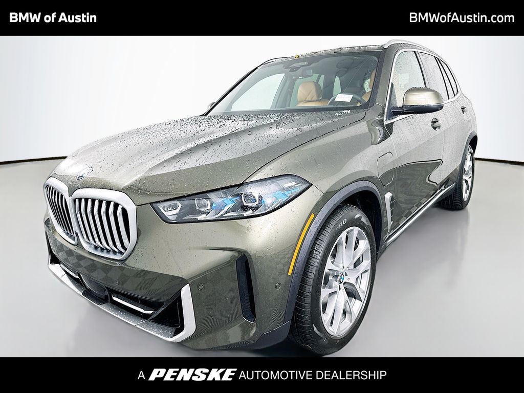 2026 BMW X5 50e's photo