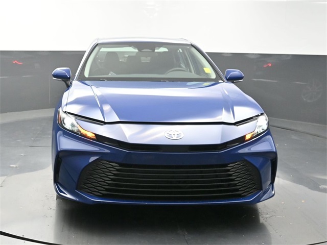 2026 Toyota Camry LE photo 2