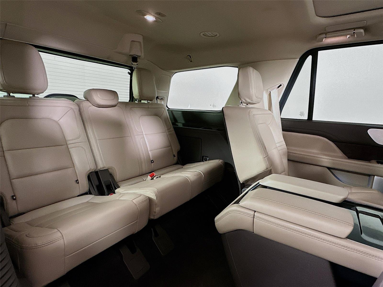 2022 Lincoln Navigator Reserve photo 28
