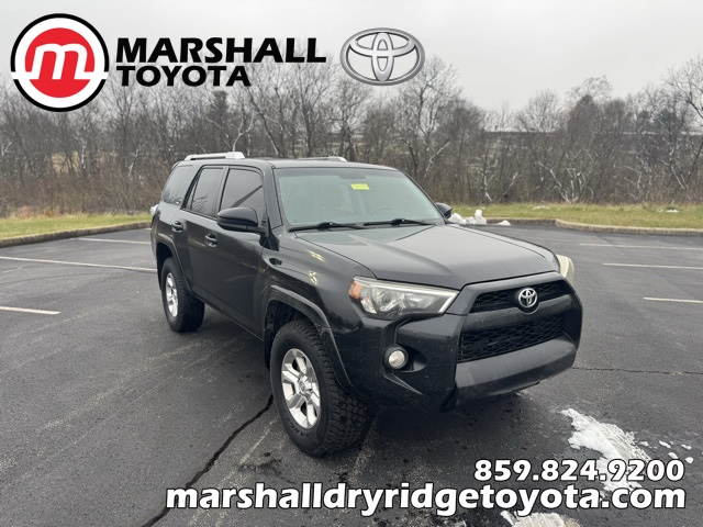 2015 Toyota 4Runner SR5's photo
