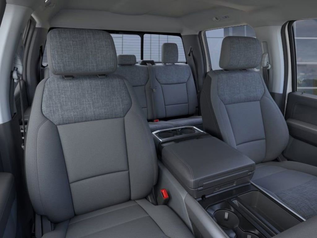 2025 Ford F-150 XLT photo 10