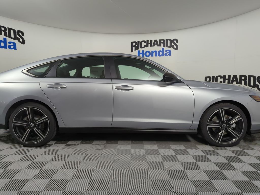 2025 Honda Accord Hybrid Sport photo 6