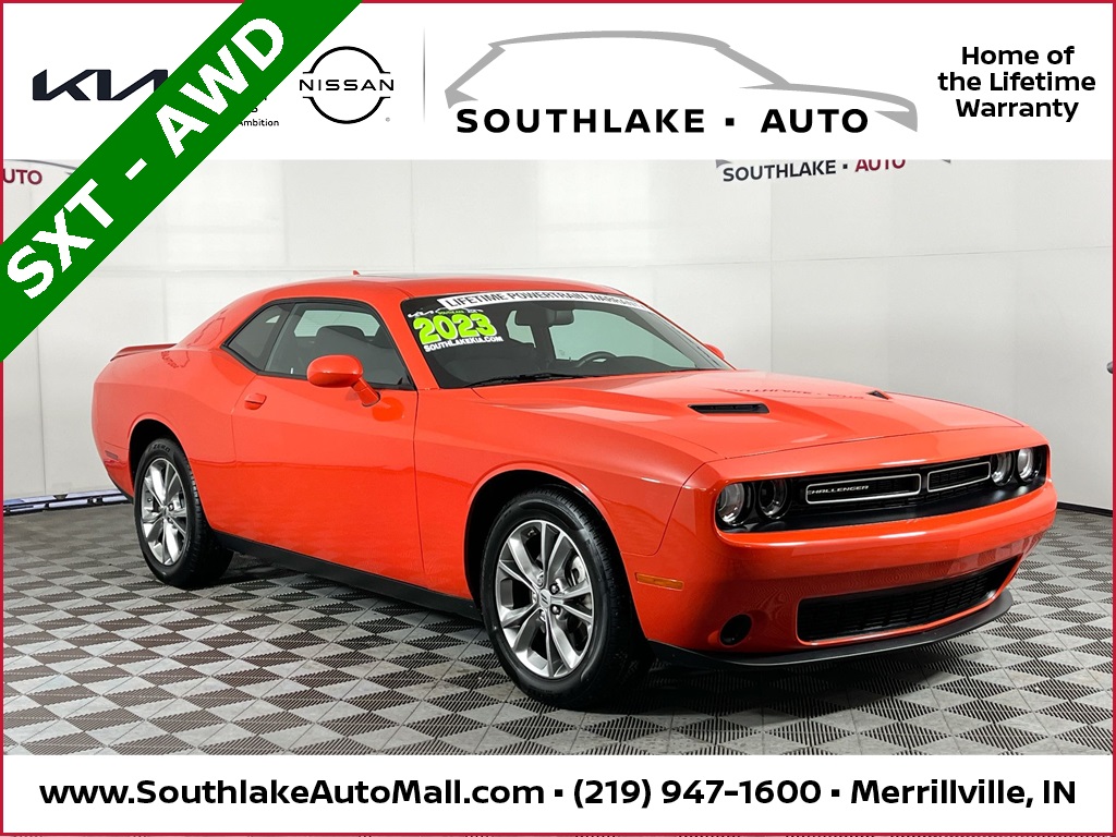 2023 Dodge Challenger SXT