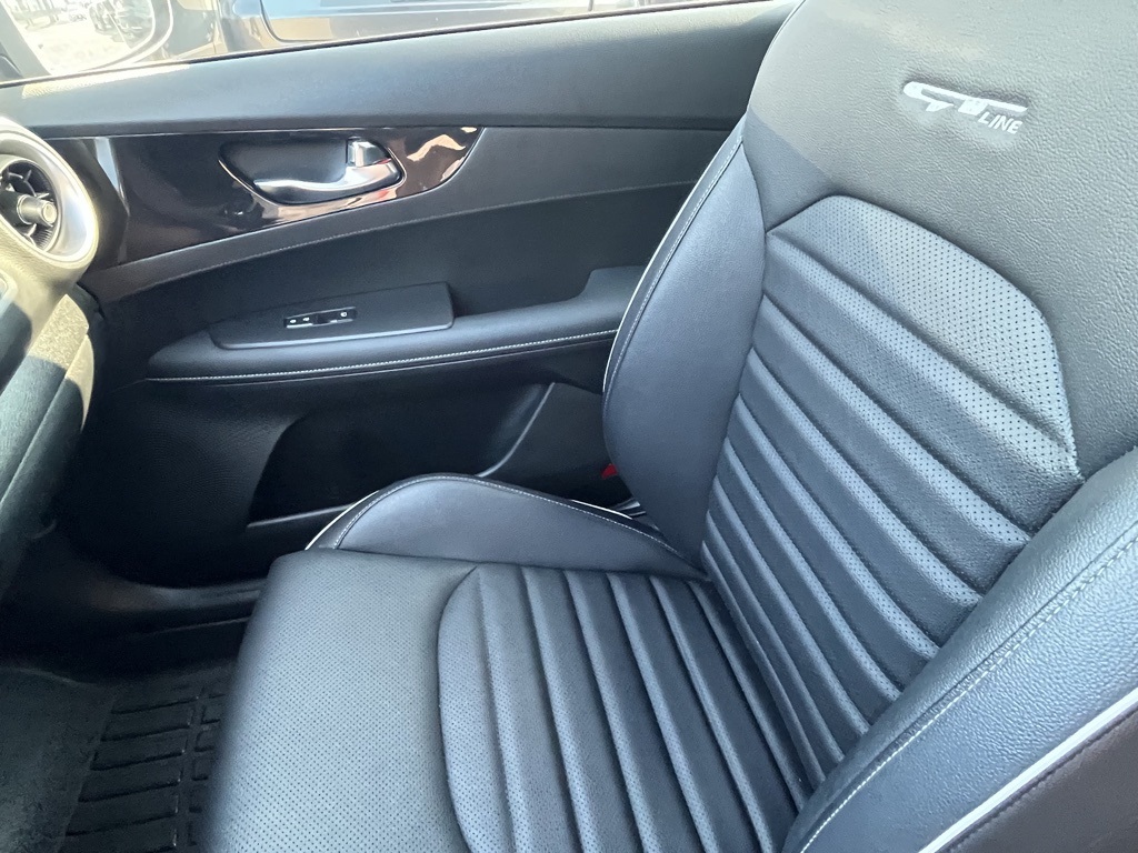 2024 Kia Forte GT-Line photo 15