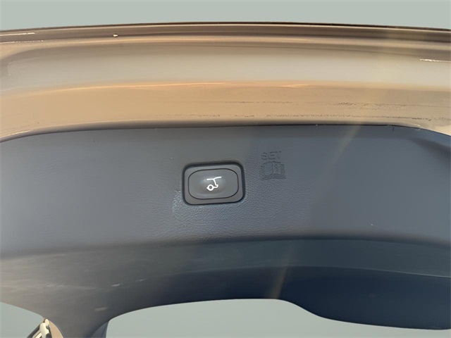 2020 Ford Edge SEL photo 15