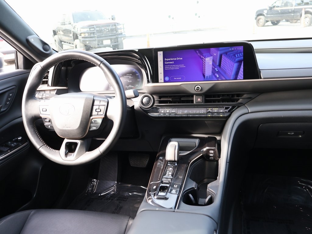 2024 Toyota Crown Limited photo 13