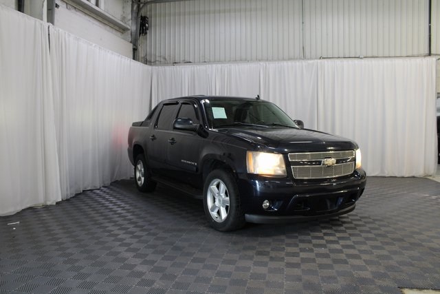 2008 Chevrolet Avalanche LT photo 33