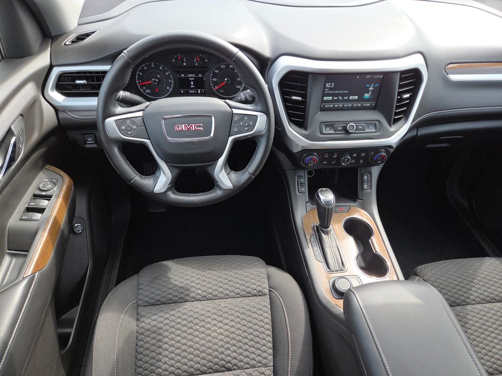 2019 Gmc Acadia SLE photo 9