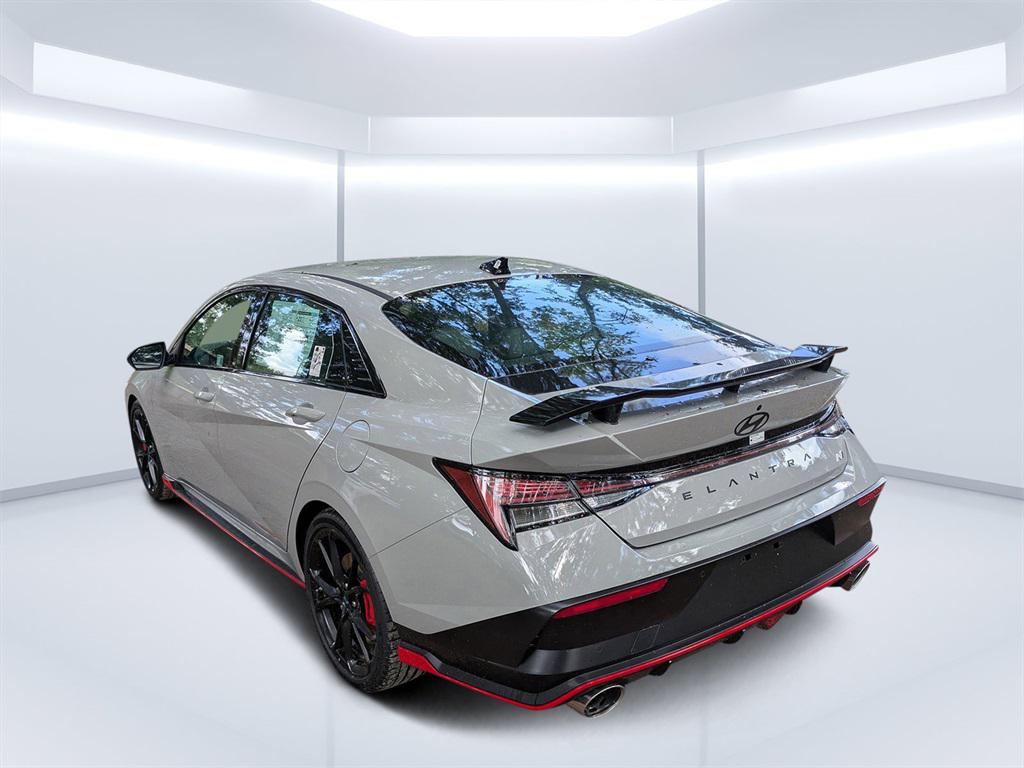2025 Hyundai Elantra N photo 5