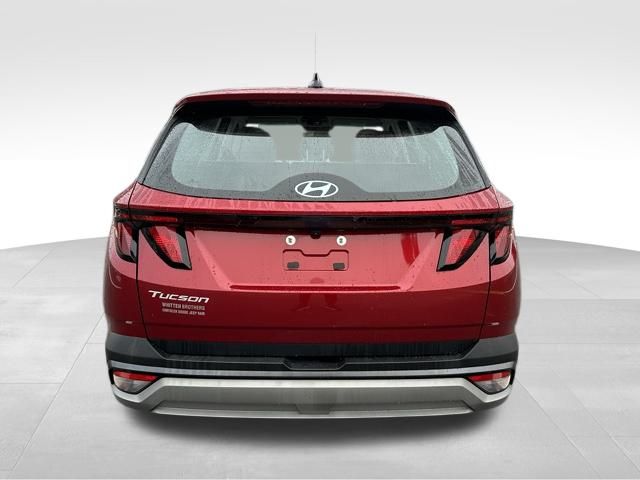2025 Hyundai Tucson SE photo 4