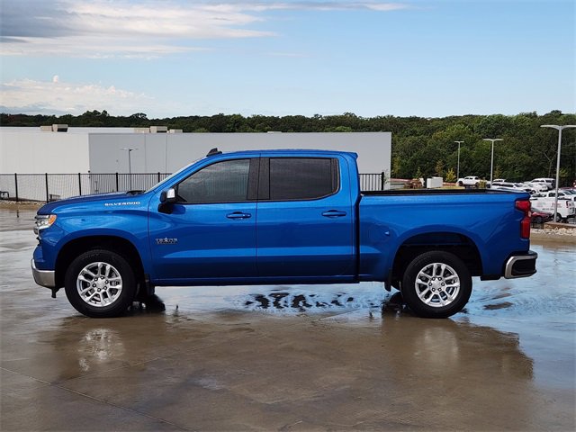 2022 Chevrolet Silverado 1500 LT photo 4