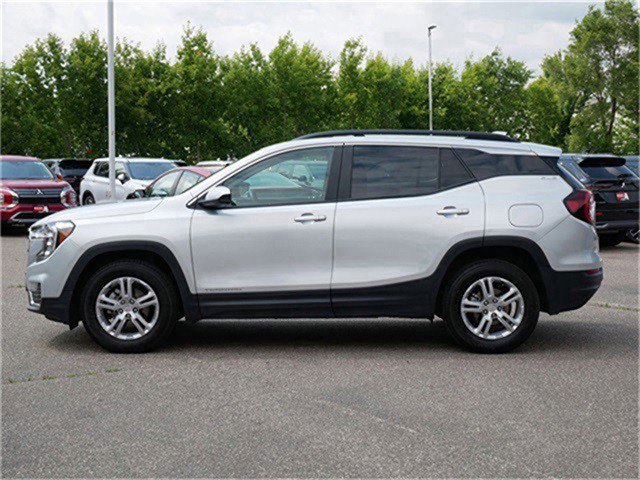 2022 Gmc Terrain SLE photo 2