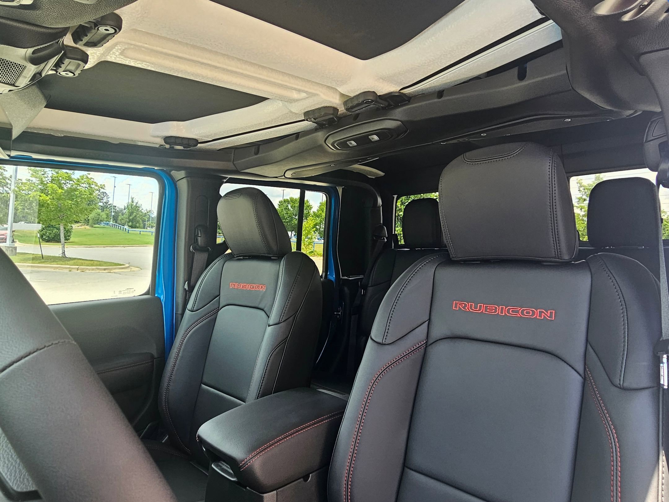 2025 Jeep Gladiator Rubicon photo 19