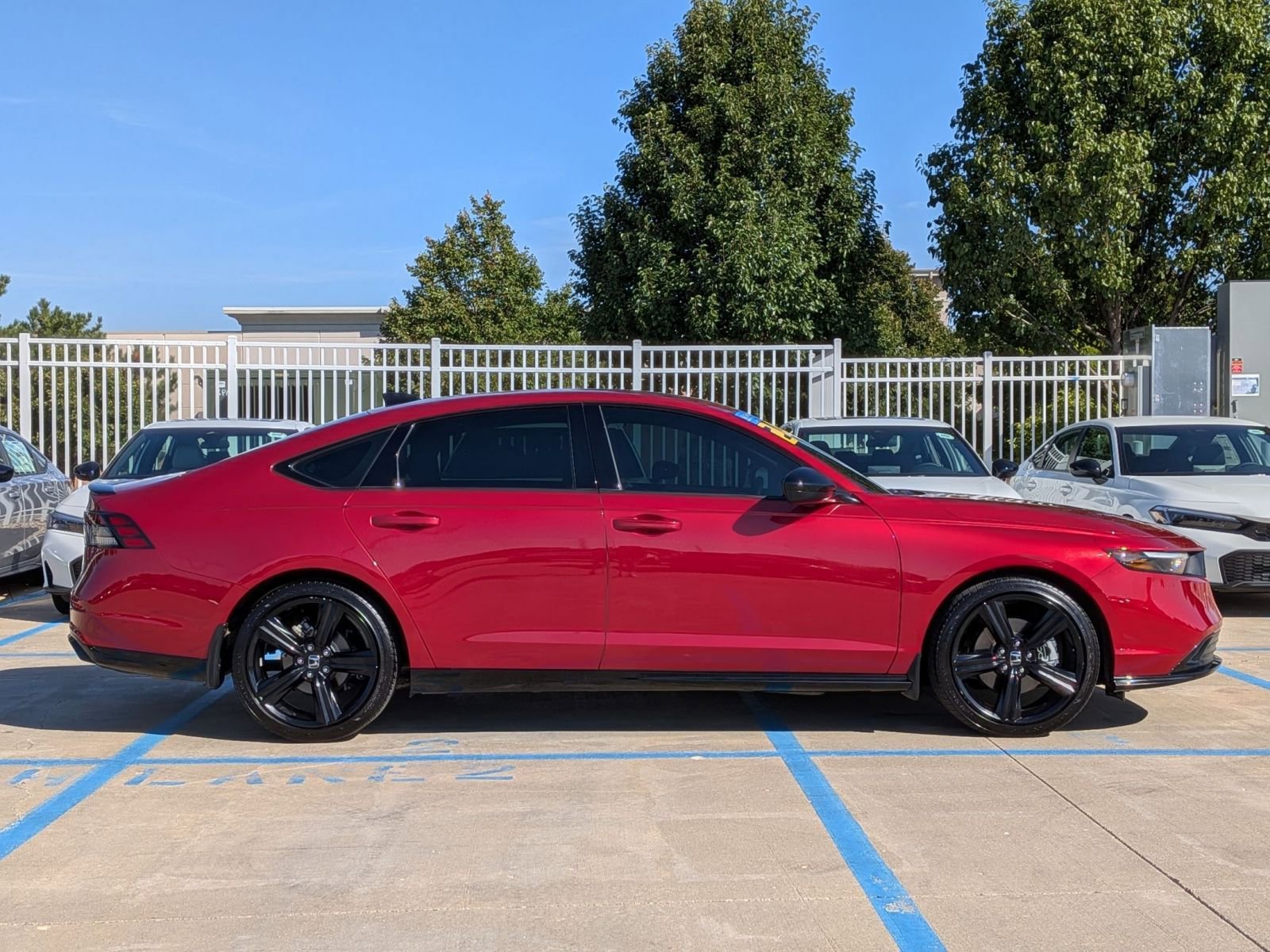 2024 Honda Accord Hybrid Sport-L photo 5