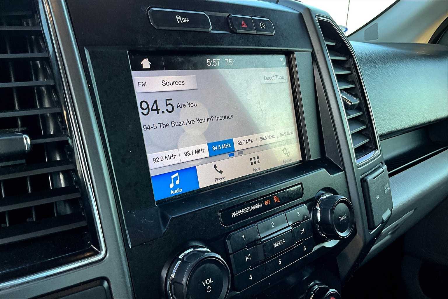 2019 Ford F-150 XLT photo 29