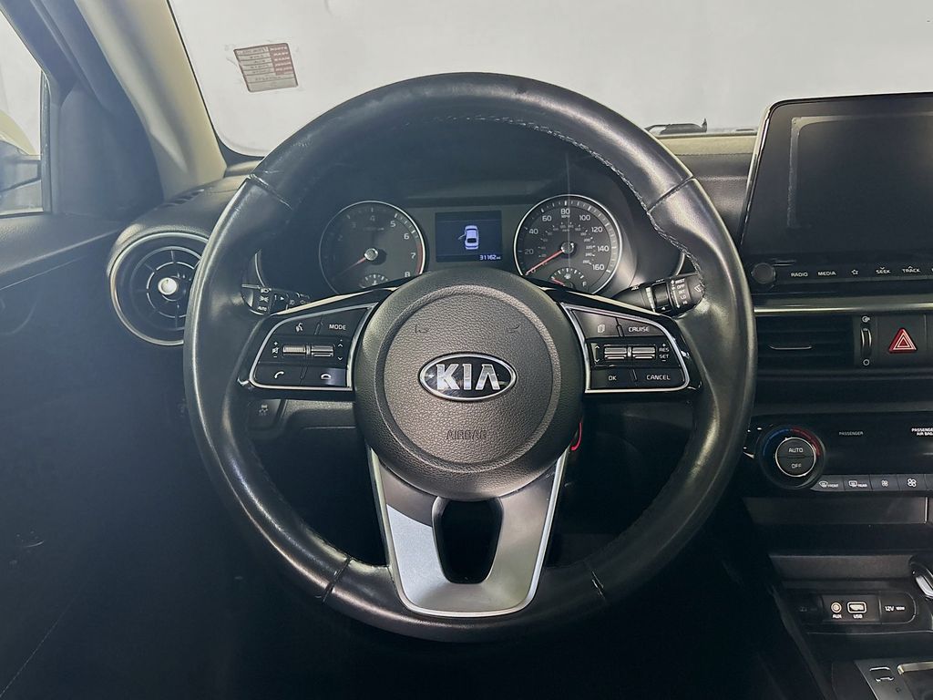 2019 Kia Forte S photo 13