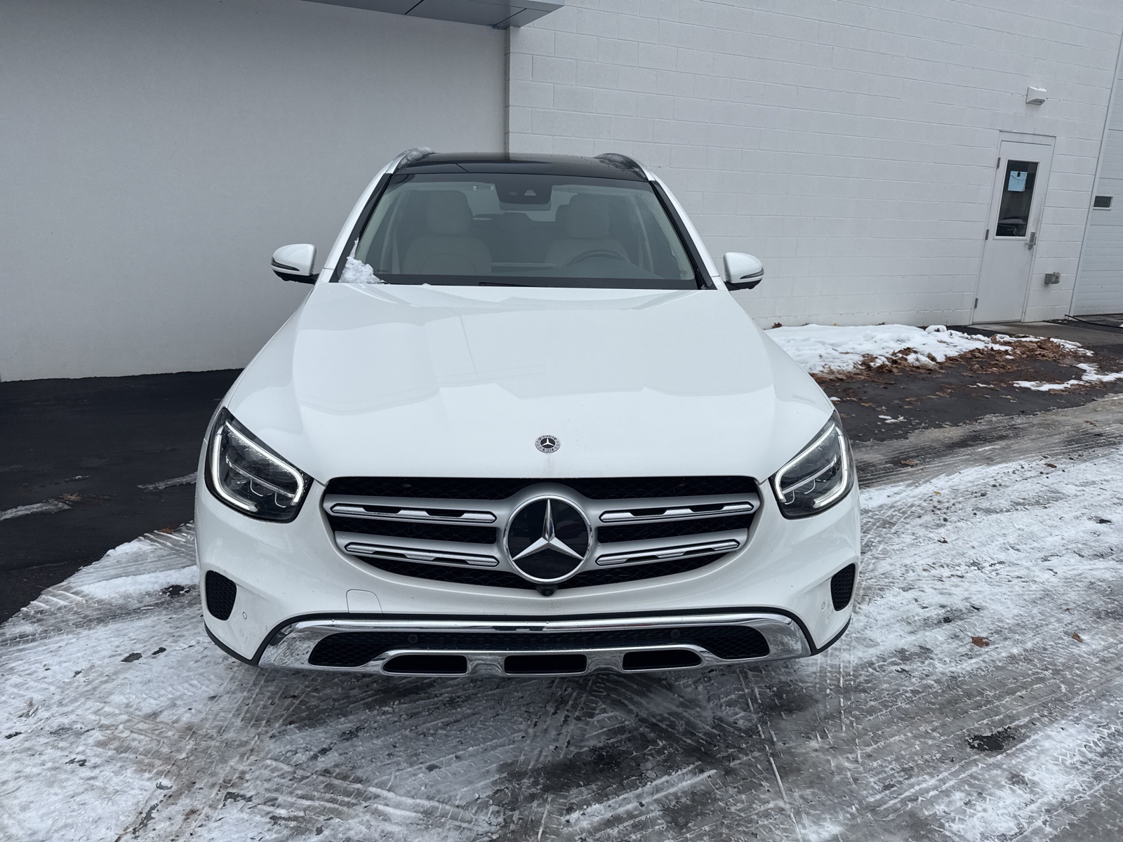 2022 Mercedes Benz GLC 300 4MATIC photo 3