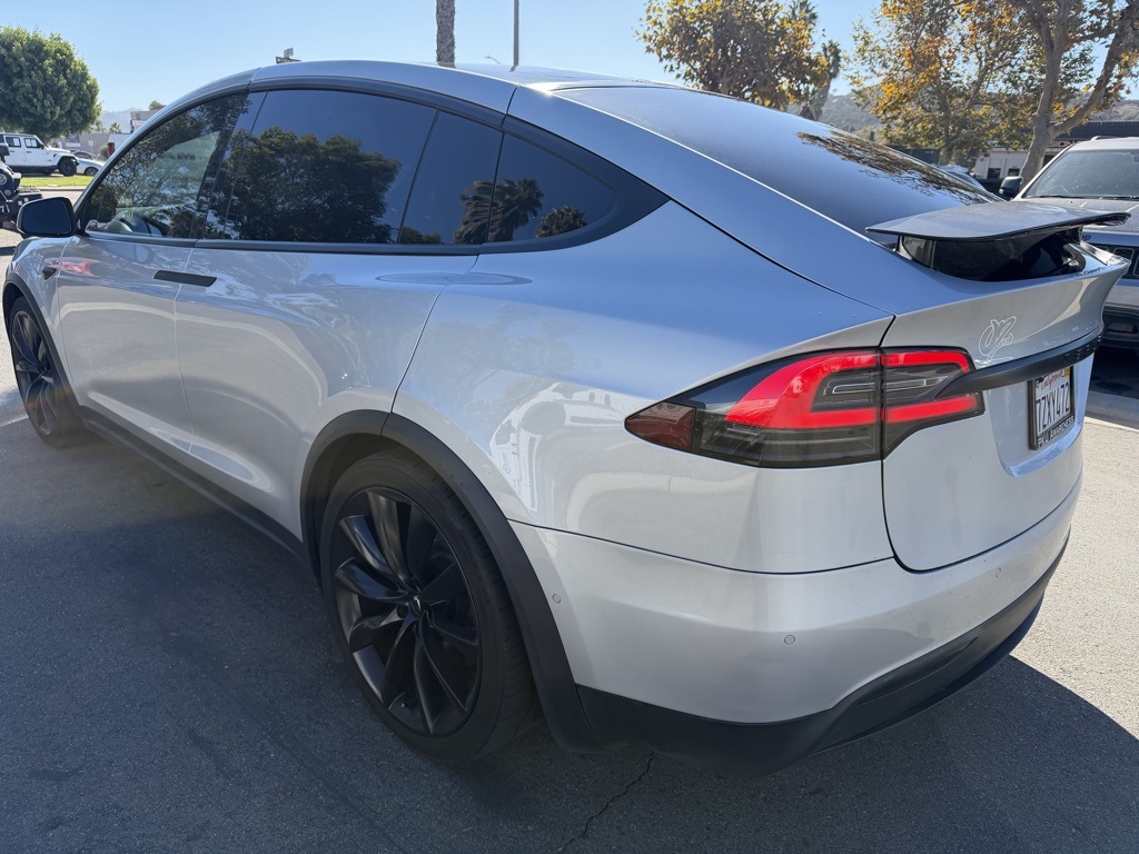 Used 2017 Silver Tesla 90D image 4