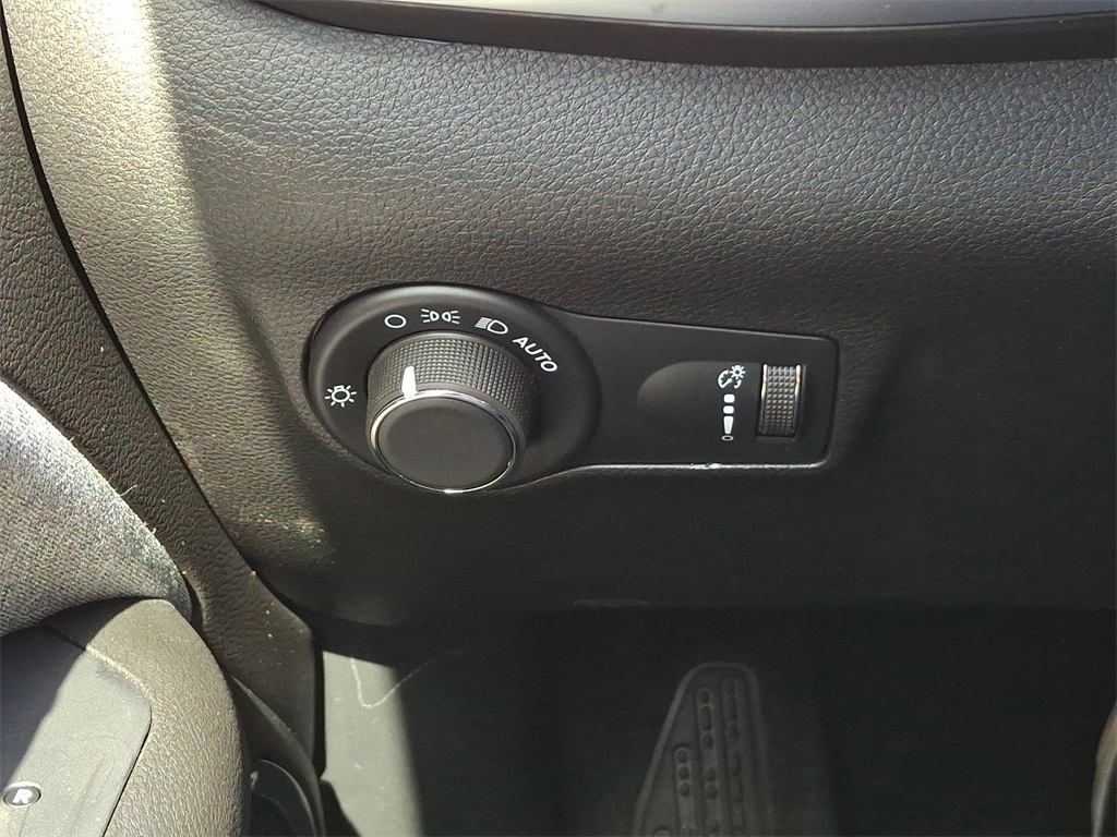 2025 Jeep Compass Sport photo 25