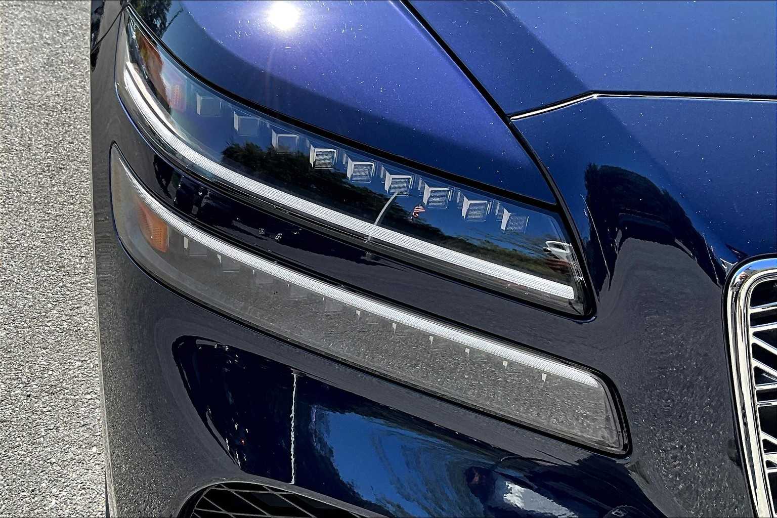 2025 Genesis GV80 Advanced photo 25
