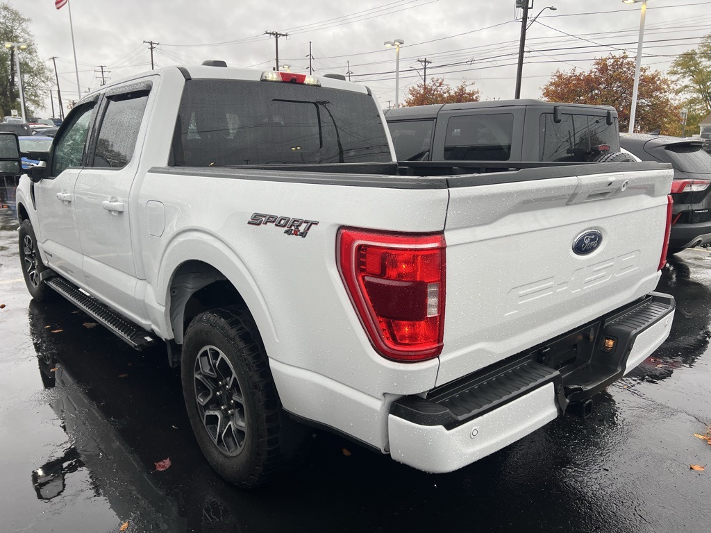 2022 Ford F-150 XLT photo 3