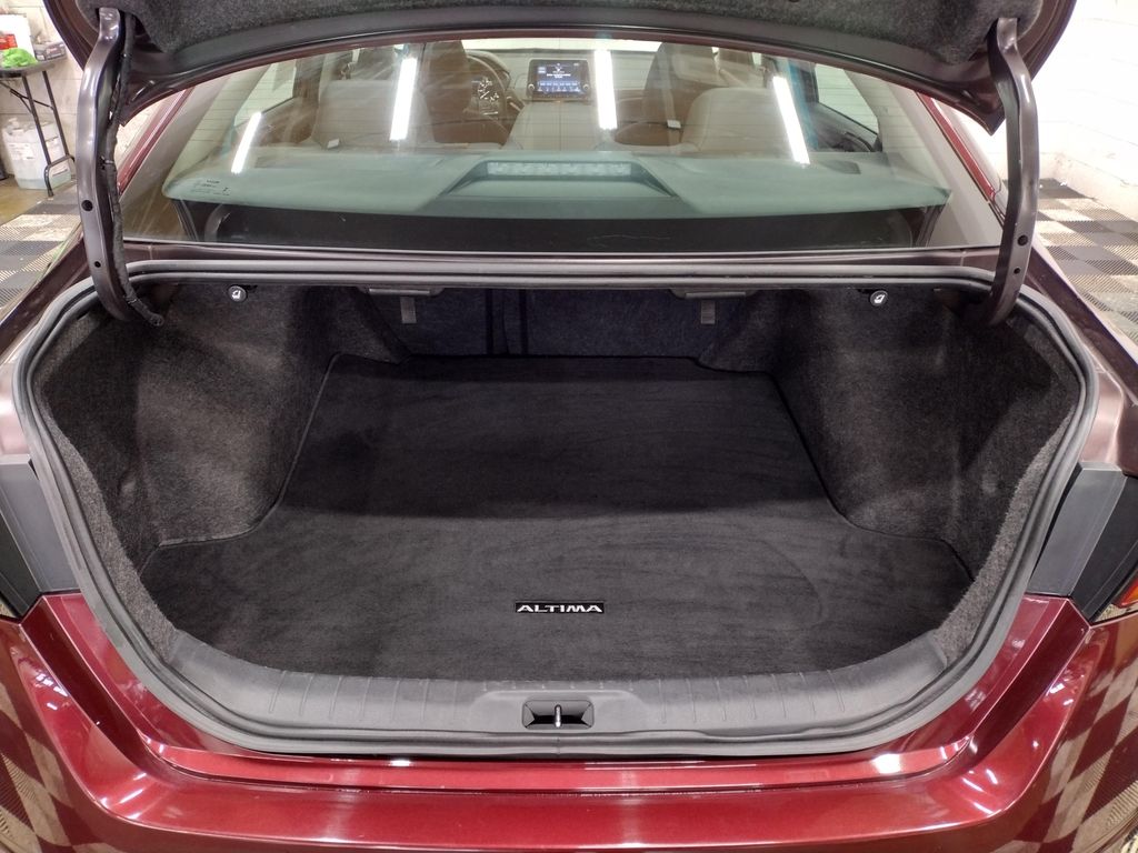 2023 Nissan Altima 2.5 SV photo 22
